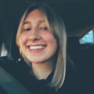 Meet your Posher, Julia